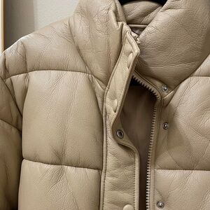 Zara cropped beige puffer jacket